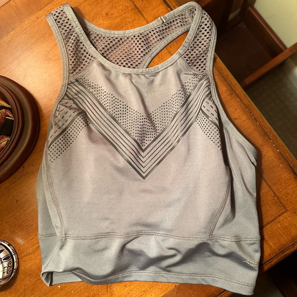 Workout crop top